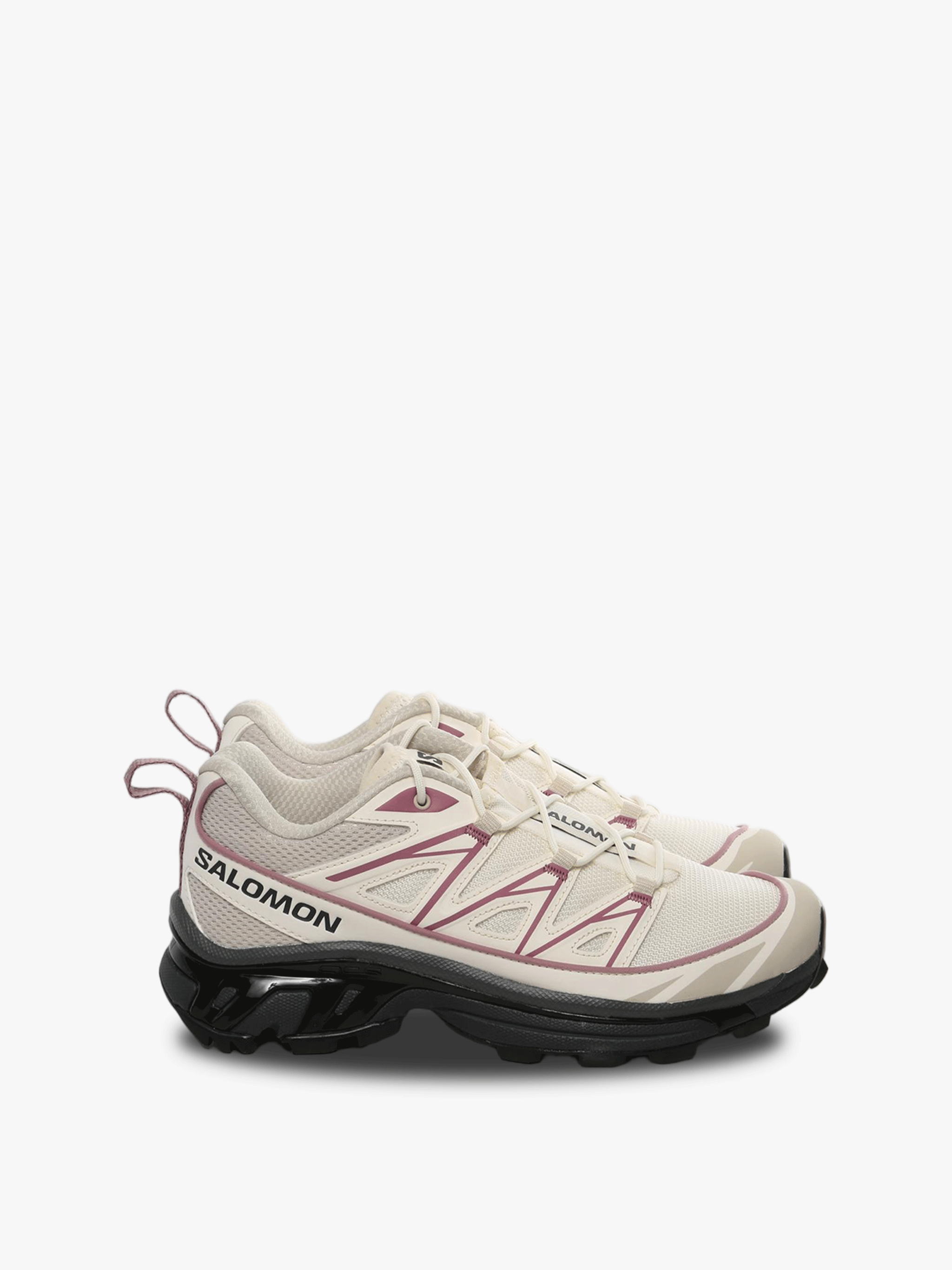 white sneakers,front view